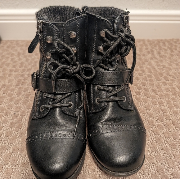 SO Ankle Boots Zip Size 6 Black Booties - Picture 4 of 6